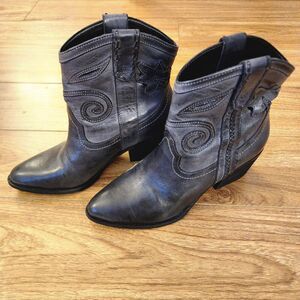 Western Ankle Boots Spiral Stitch Cowgirl Booties Black Leather 5.5